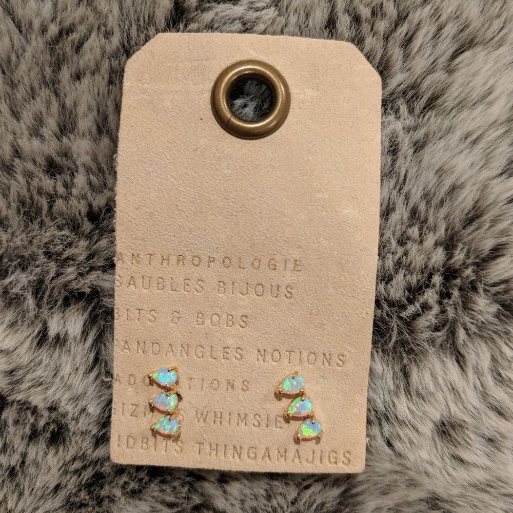 ANTHROPOLOGIE IRIDESCENT EARRINGS!
